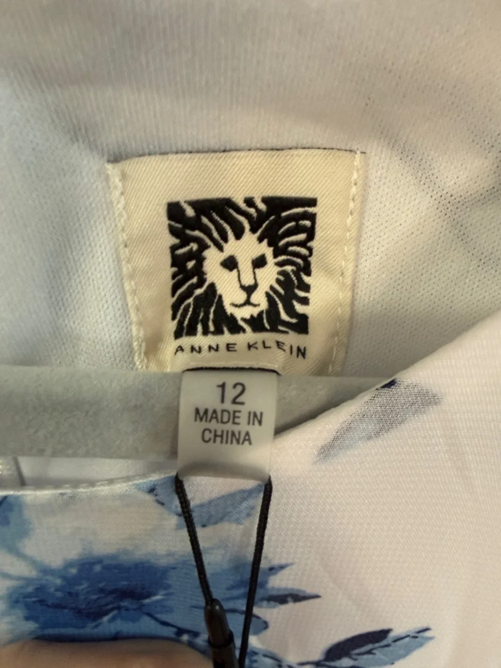 Anne Klein White Dress with Blue Floral Print size 12 - Picture 3 of 5